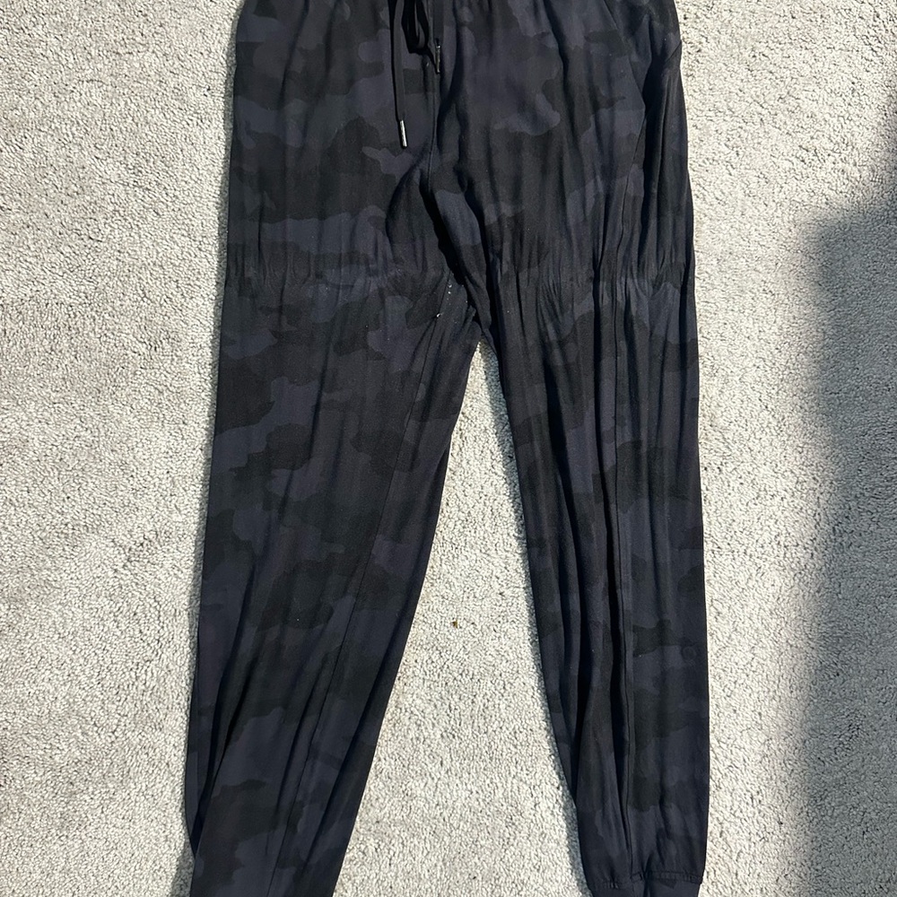 Lululemon Athletica Black Camouflage Joggers